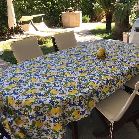 ברינדיזי Villa Susanna B E B מראה חיצוני תמונה